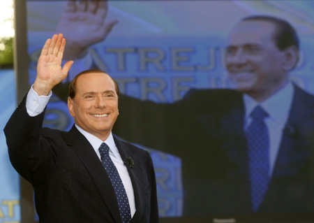 意總理性丑聞新解釋：黑手黨栽贓報(bào)復(fù)