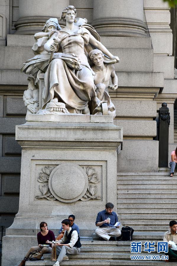 美國(guó)自由女神像被迫關(guān)閉 眾多知名旅游景點(diǎn)停擺