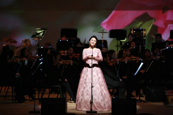 這些年，春節(jié)已經(jīng)走出國門，各國都在跟我們一起過年