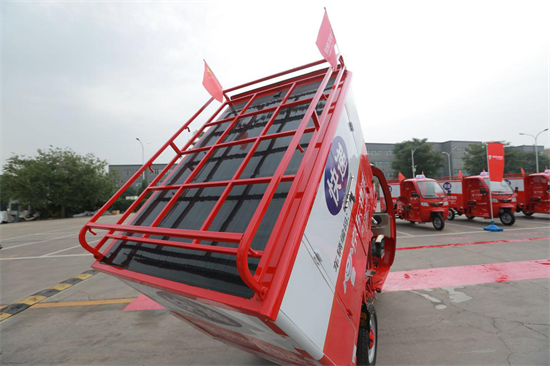 JD launches solar powered delivery vehicles